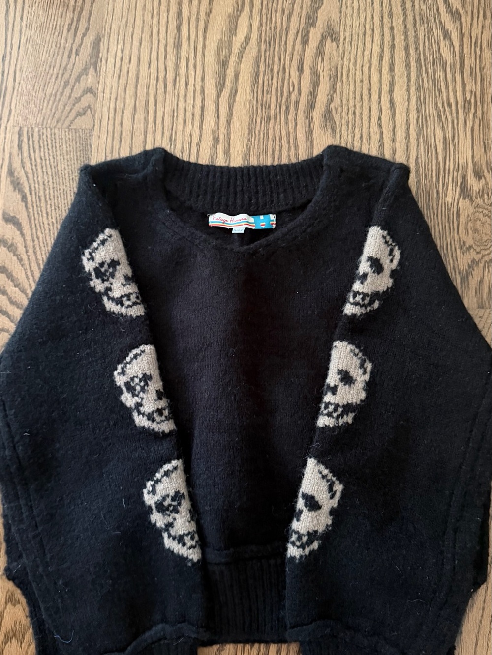 Vintage Havana Black Sweater with Turquoise and Red Label